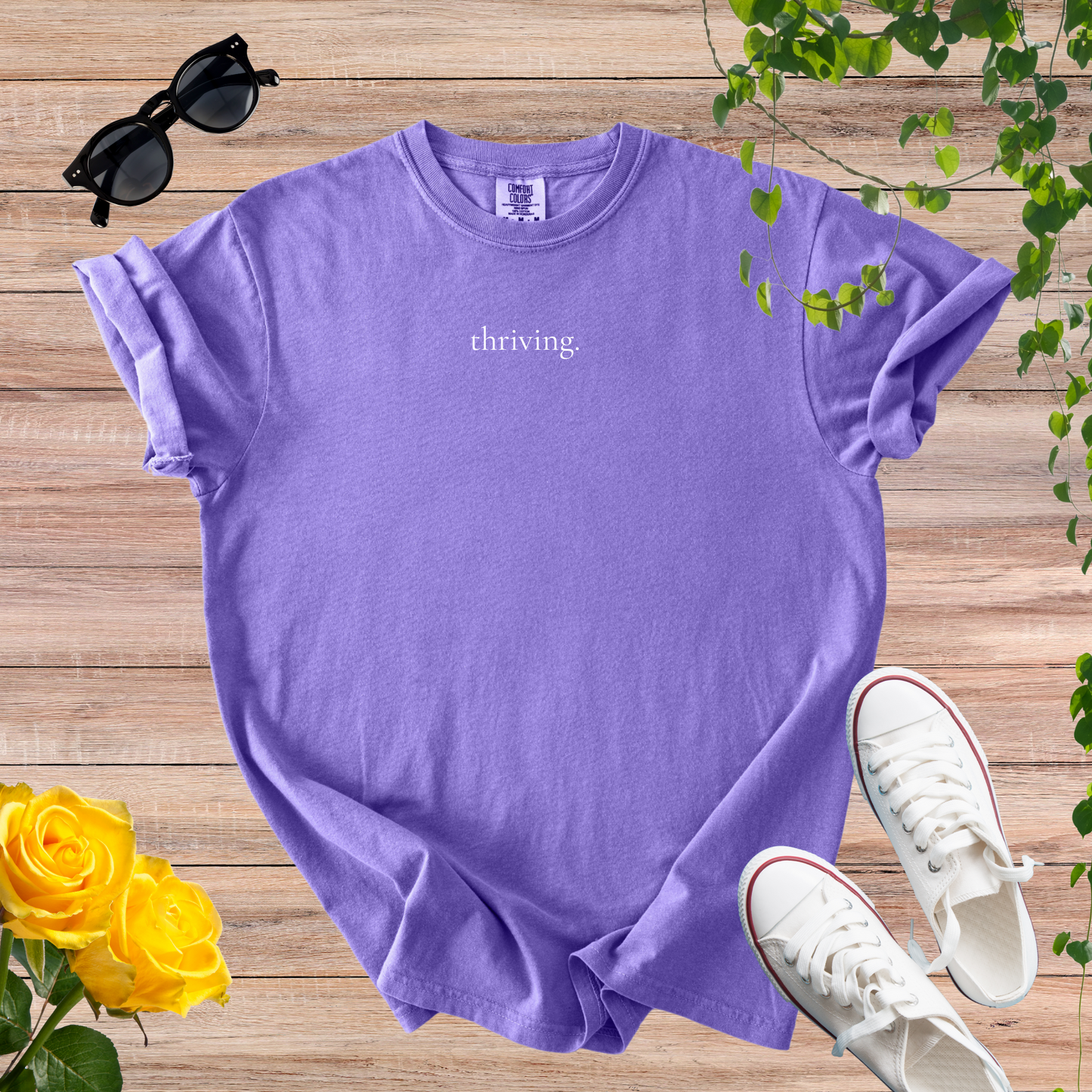 thriving. T-Shirt